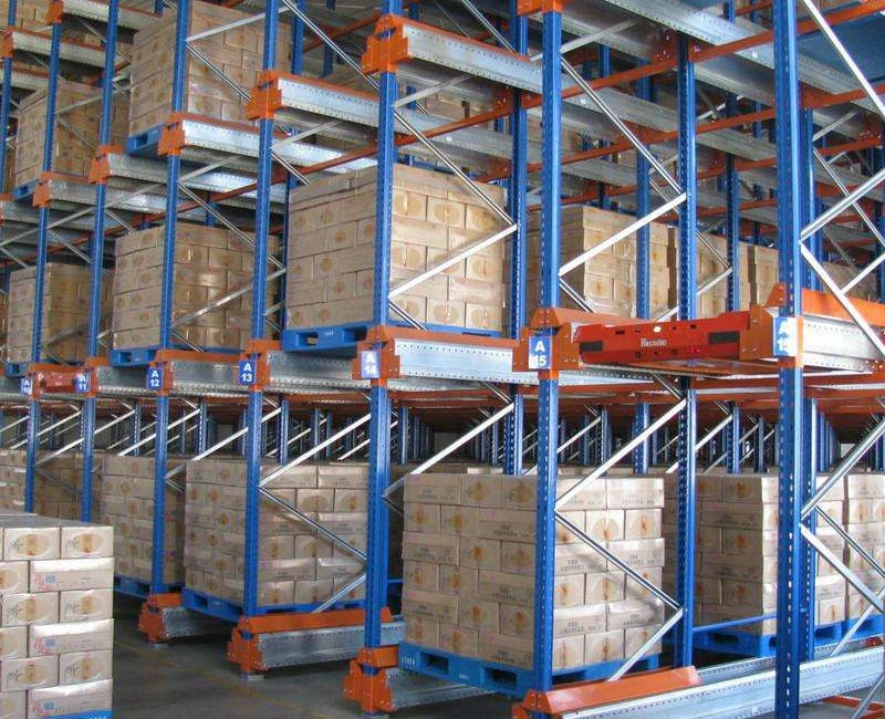 Radio Drive in Shuttle Pallet Racking for Warehouse Storage